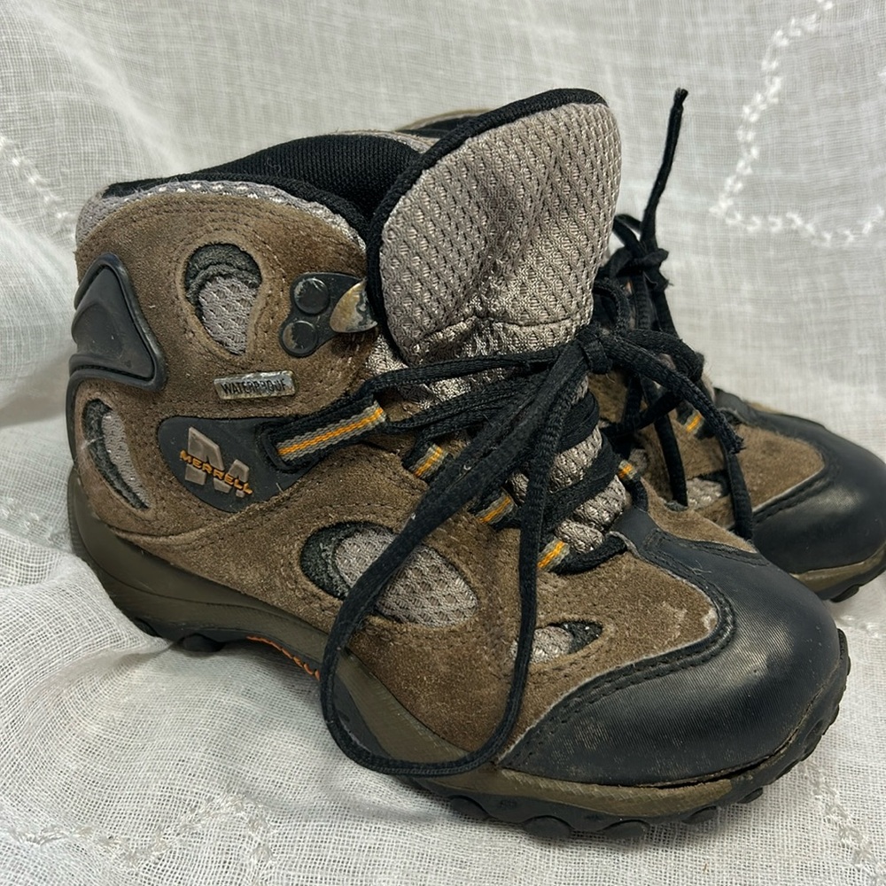Merrell Waterproof almost NEW boots